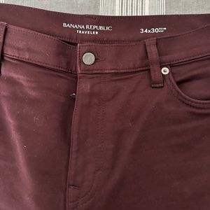 Burgundy banana republic traveler pants